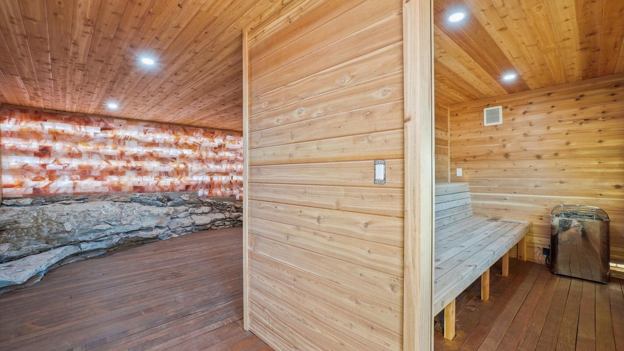 Photo of Bedroom in Graford