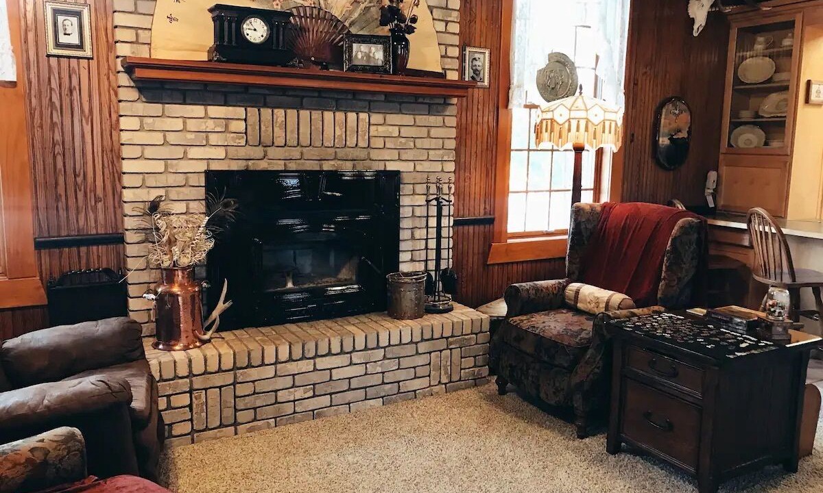Photo of Livingroom in Natrona County