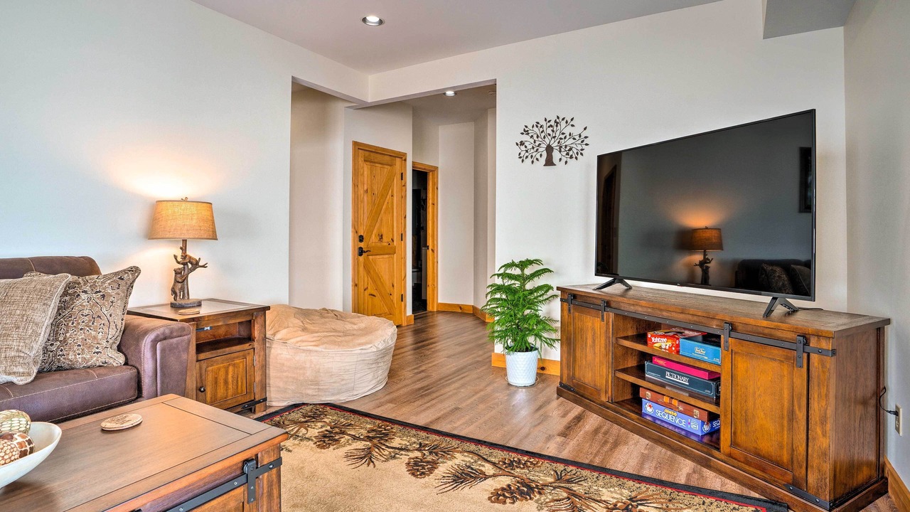 Photo of Livingroom in Pateros