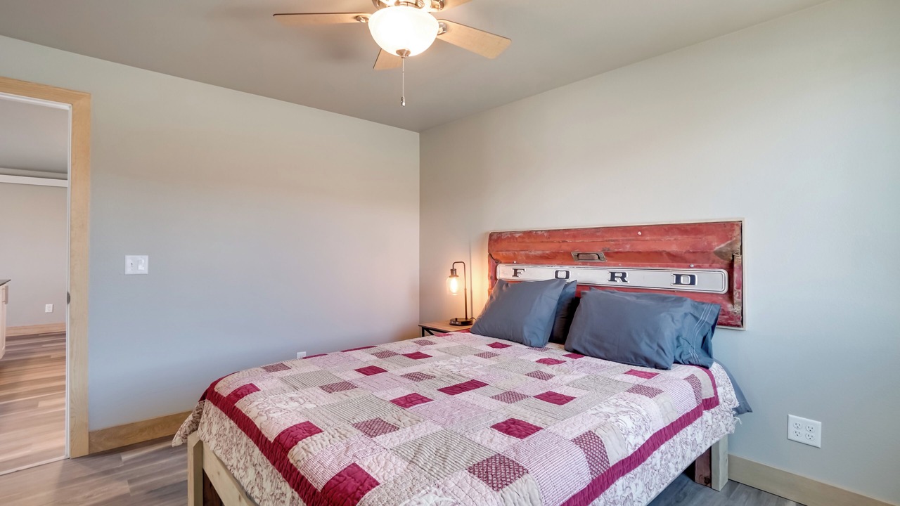 Photo of Bedroom in Saratoga