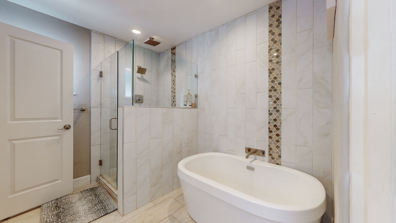 Photo of Bathroom in Summit Park