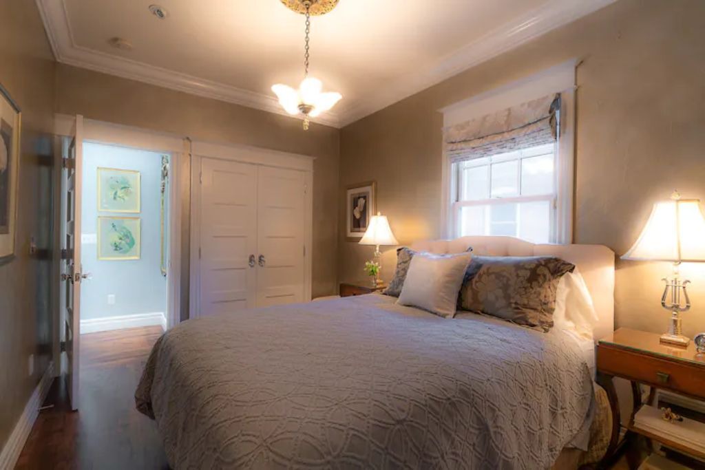 Photo of Bedroom in Washington Park West