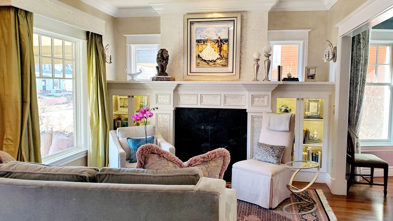 Photo of Livingroom in Washington Park West