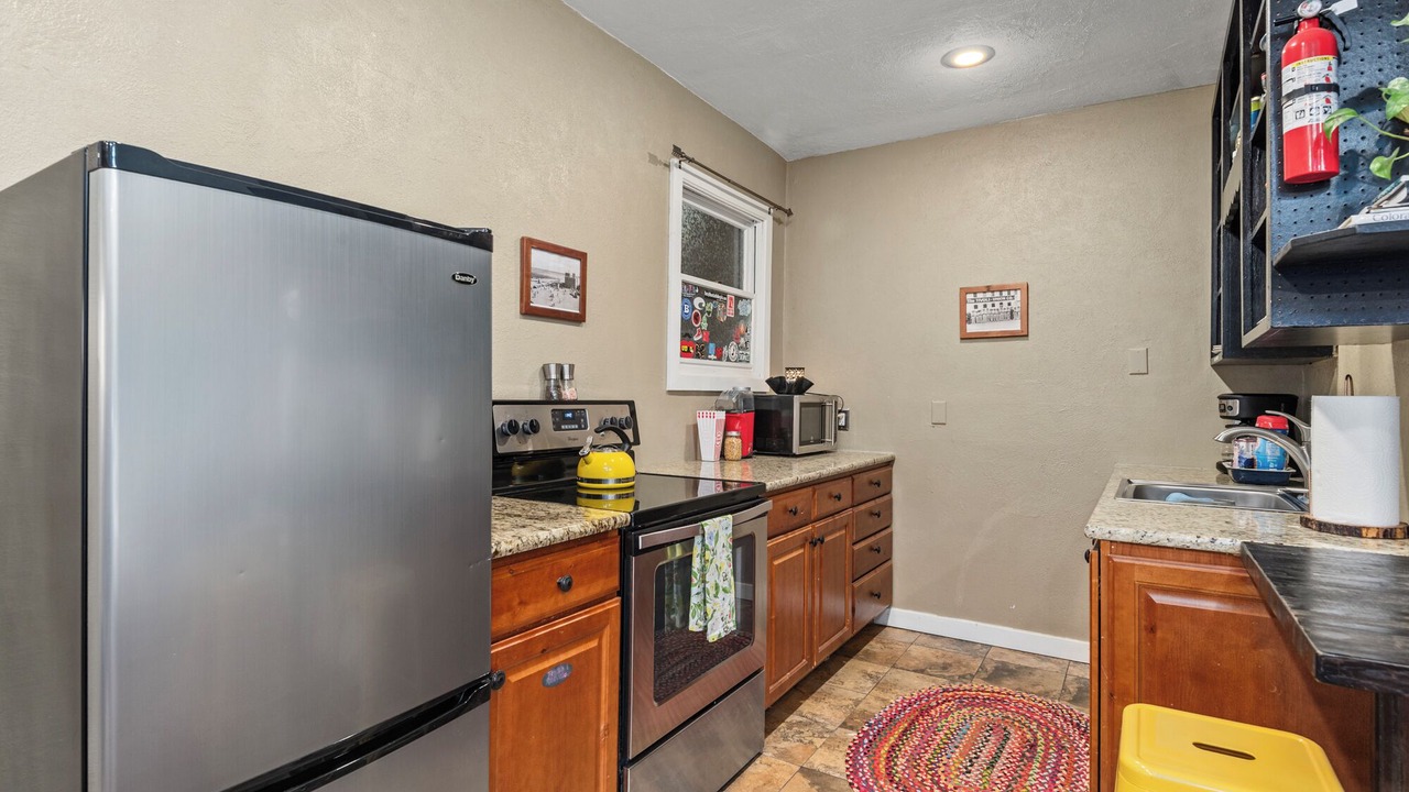 Photo of Kitchen in Barths