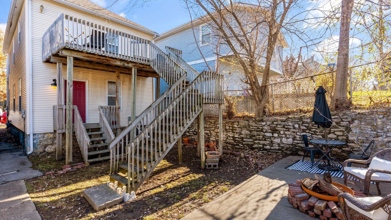 Photo of Patio Balcony in Columbus Park