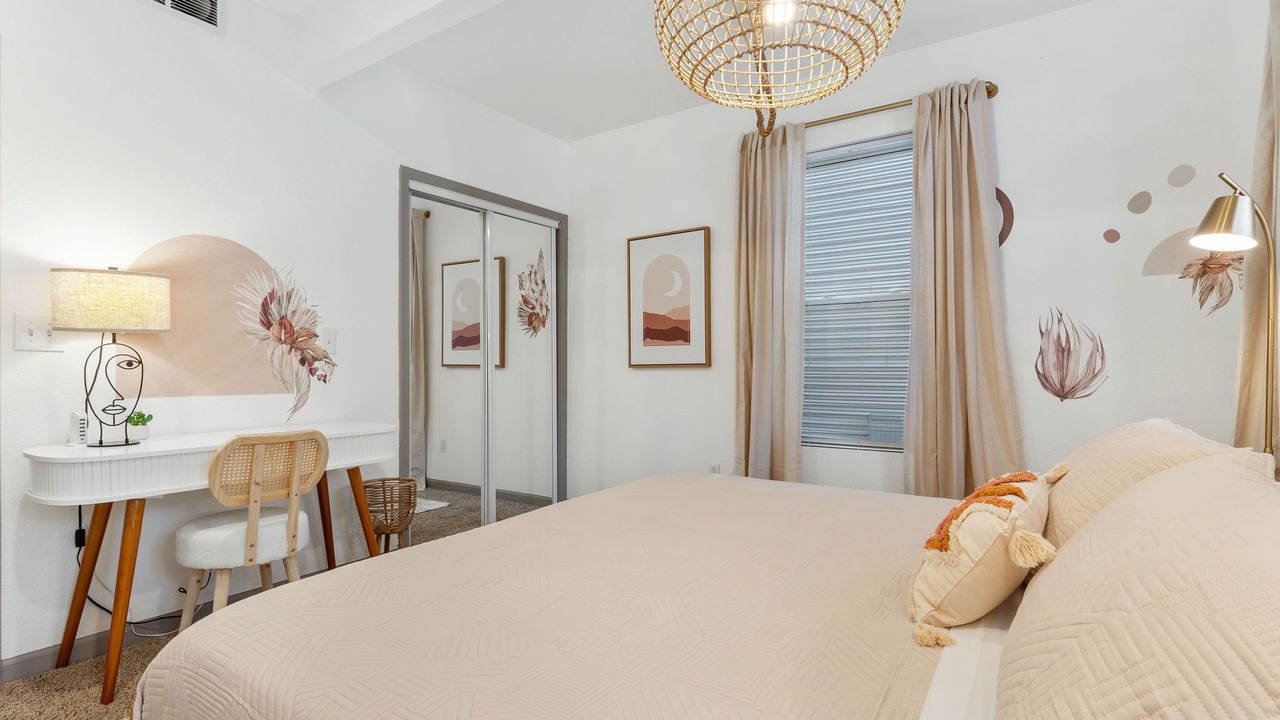 Photo of Bedroom in Columbus Park