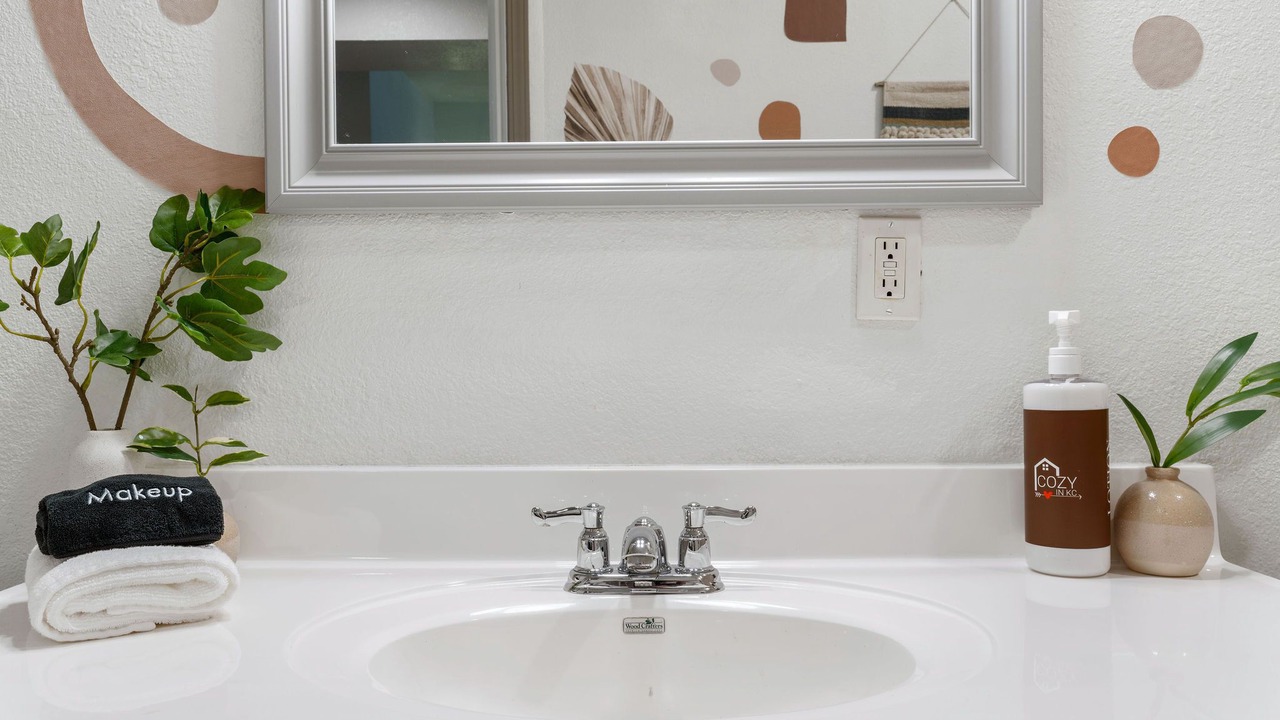 Photo of Bathroom in Columbus Park