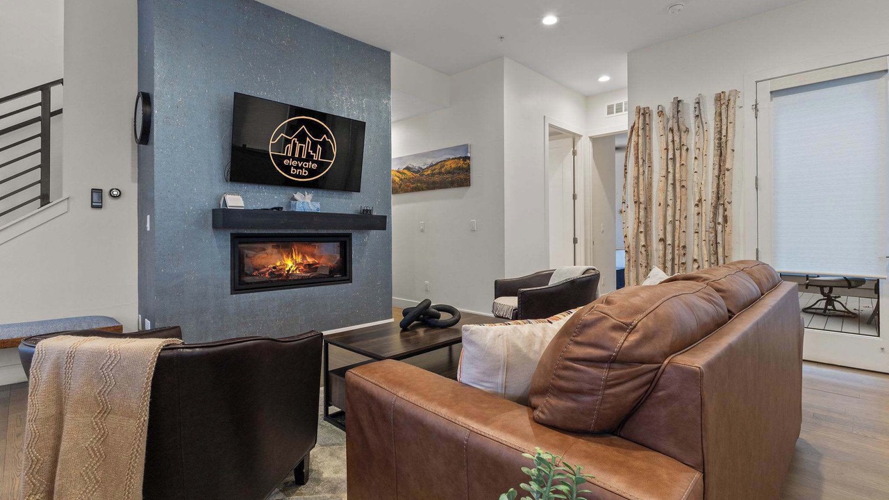 Photo of Livingroom in Golden