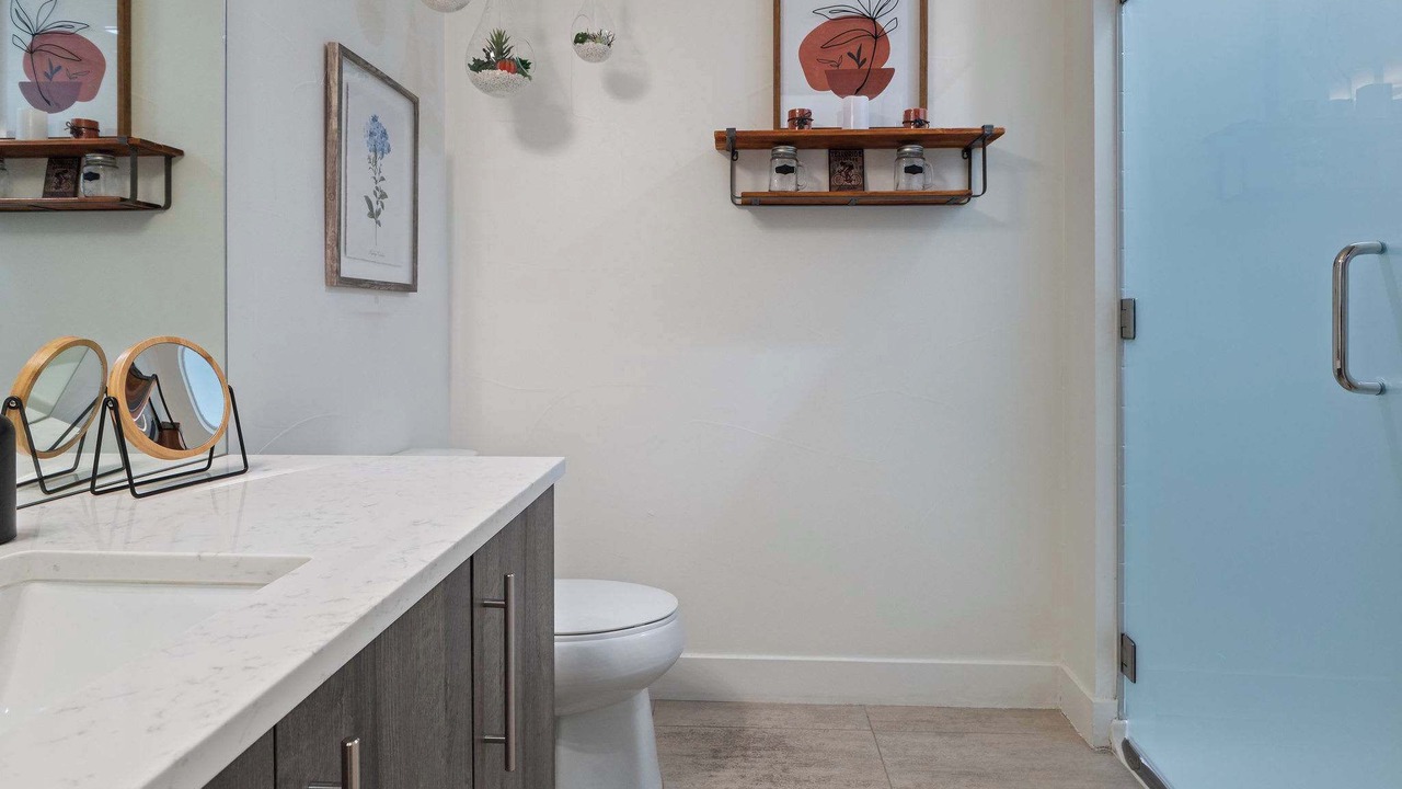 Photo of Bathroom in Golden