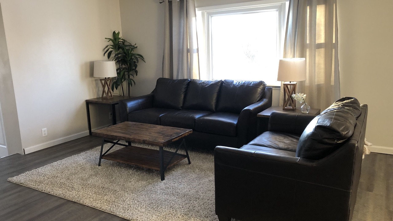 Photo of Livingroom in Franktown