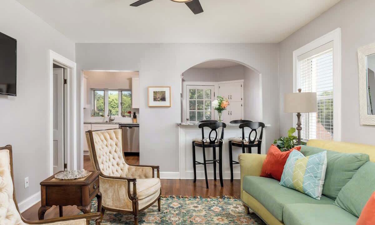 Photo of Livingroom in Riverview