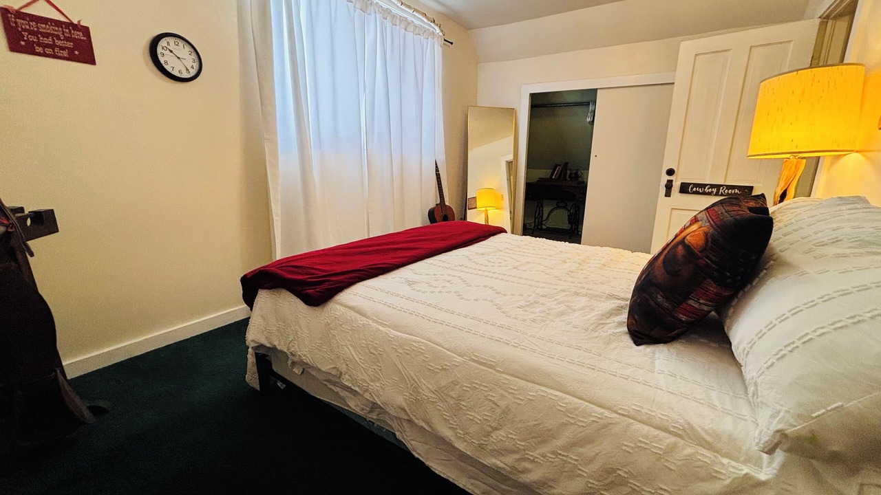 Photo of Bedroom in Midvale
