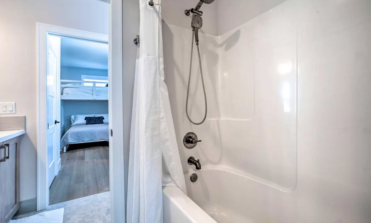 Photo of Bedroom in Wapato Point