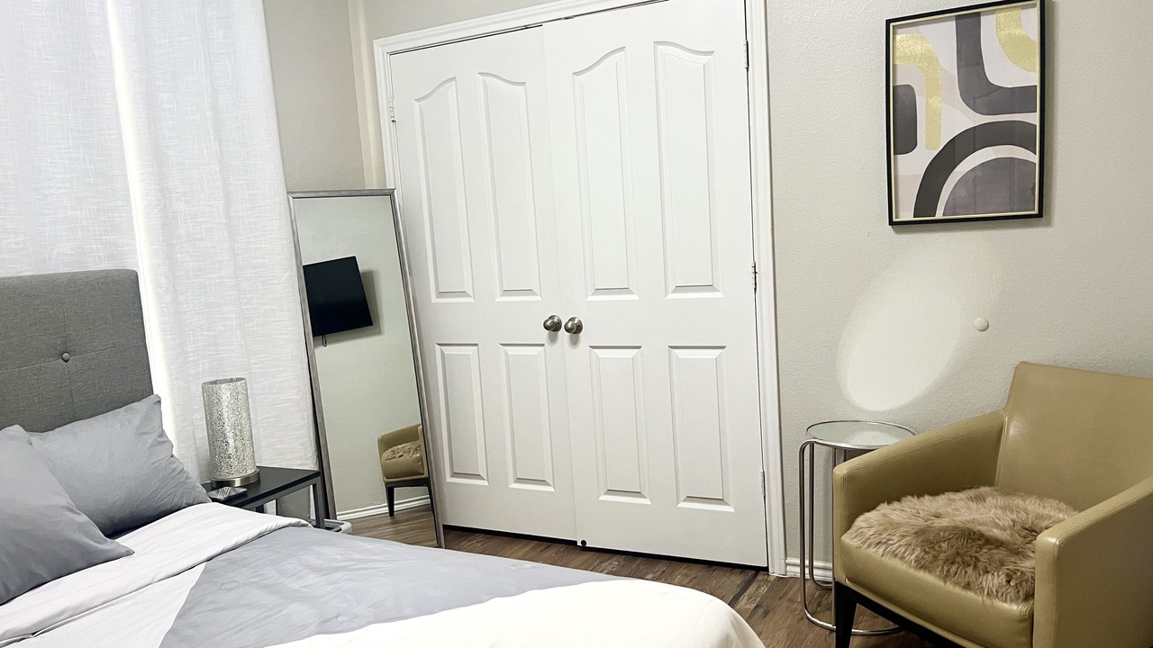 Photo of Bedroom in South Arlington