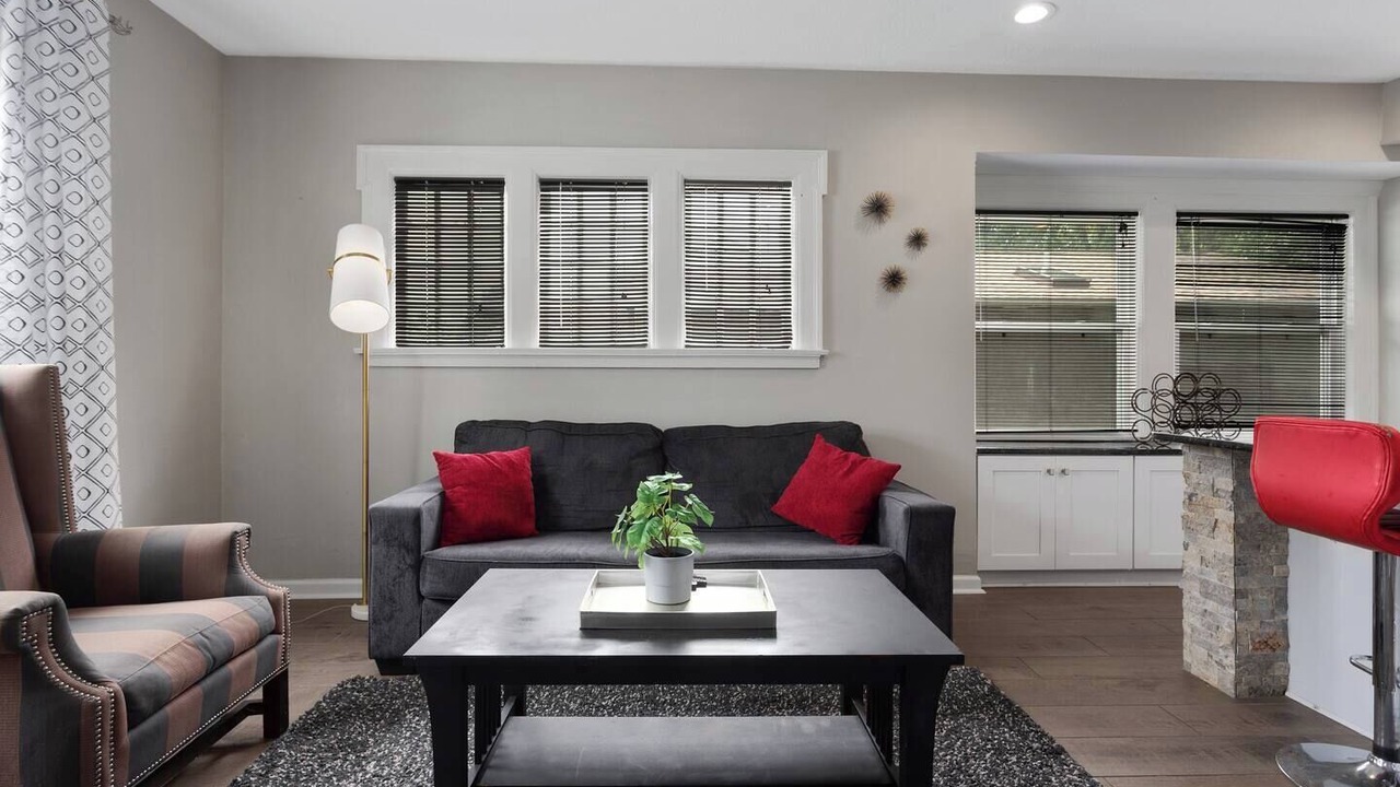 Photo of Livingroom in Kansas City