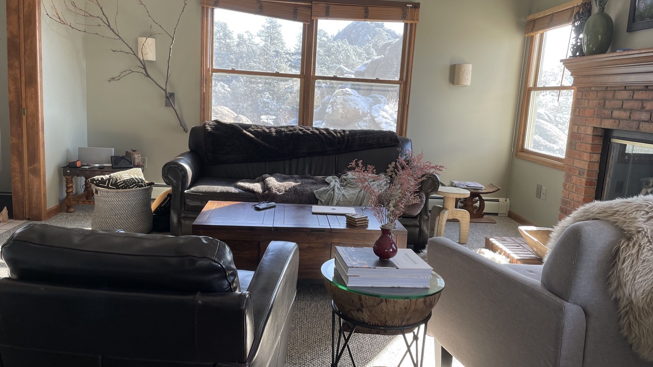 Photo of Livingroom in Glacier View Meadows