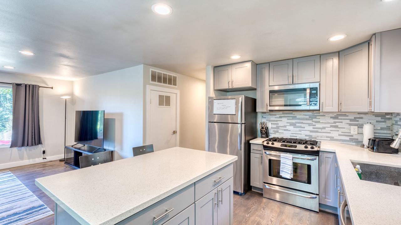 Photo of Kitchen in SeaTac