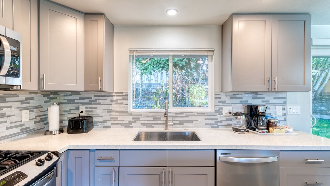 Photo of Kitchen in SeaTac