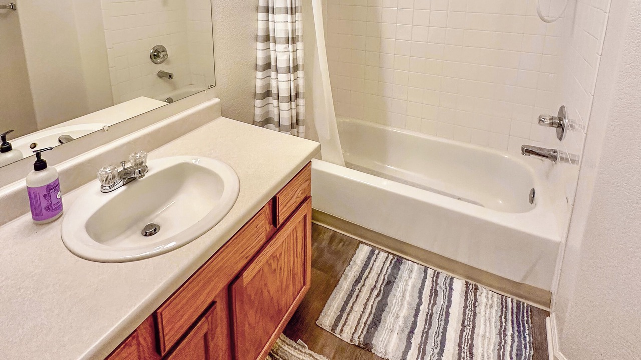Photo of Bathroom in Jefferson Gardens
