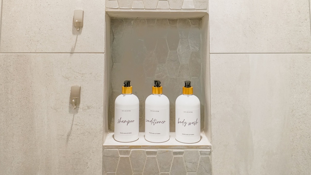 Photo of Bathroom in Glenwood Grove - North Iris