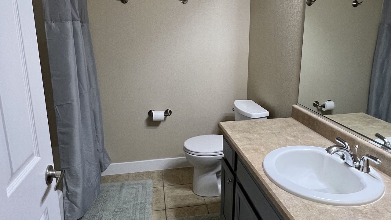 Photo of Bathroom in Cottonwood