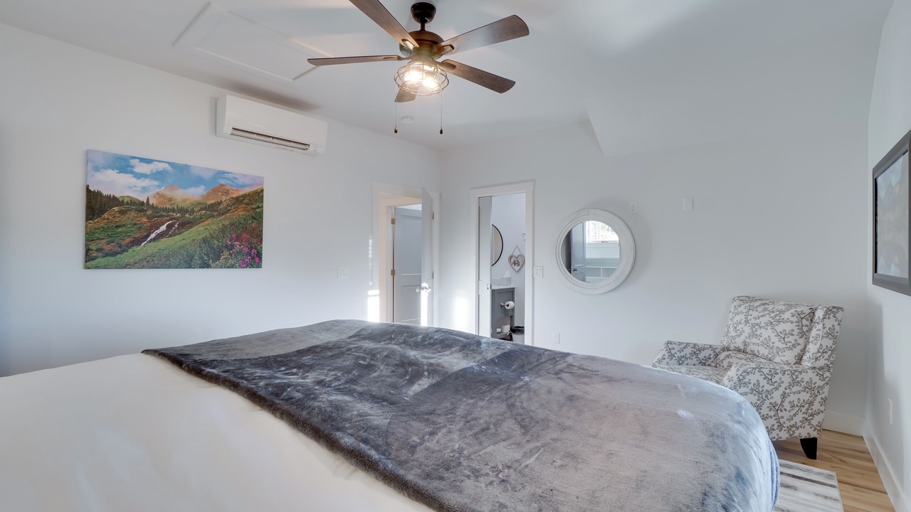 Photo of Bedroom in Castle Rock