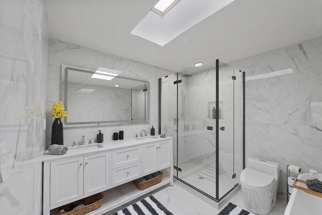 Photo of Bathroom in S Y Jackson