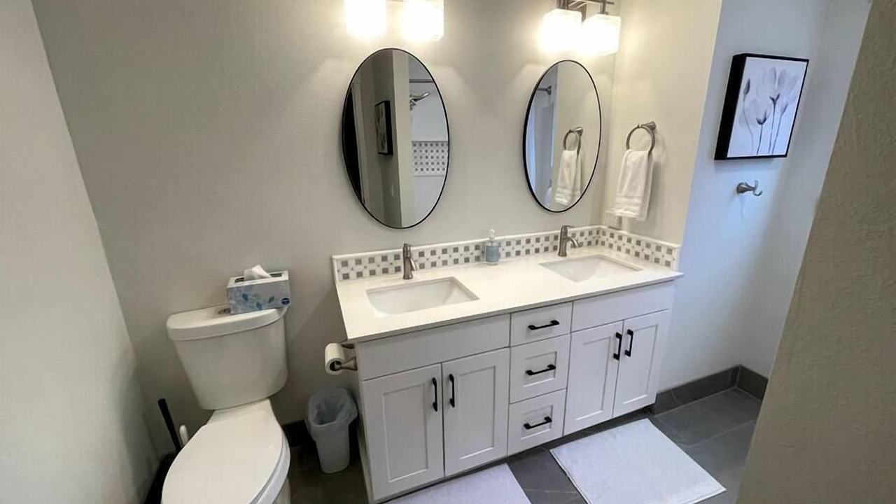 Photo of Bathroom in Wapato Point