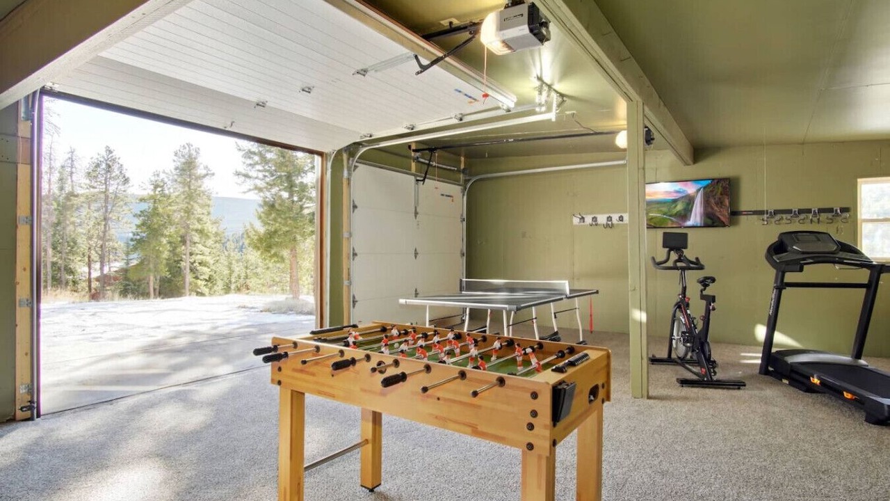 Photo of Bedroom in Shadow Mountain