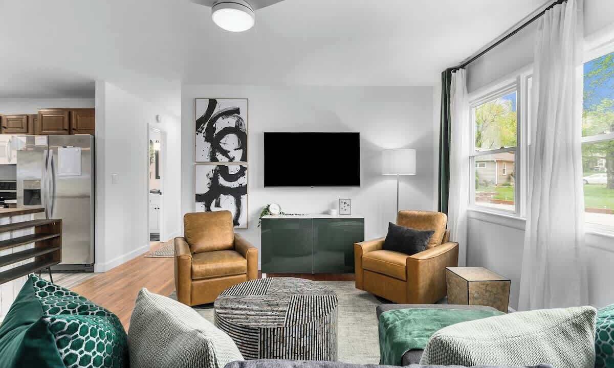 Photo of Livingroom in Shawnee