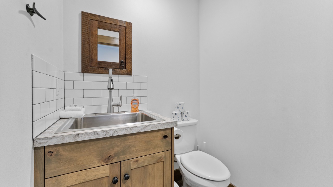 Photo of Bathroom in Pateros