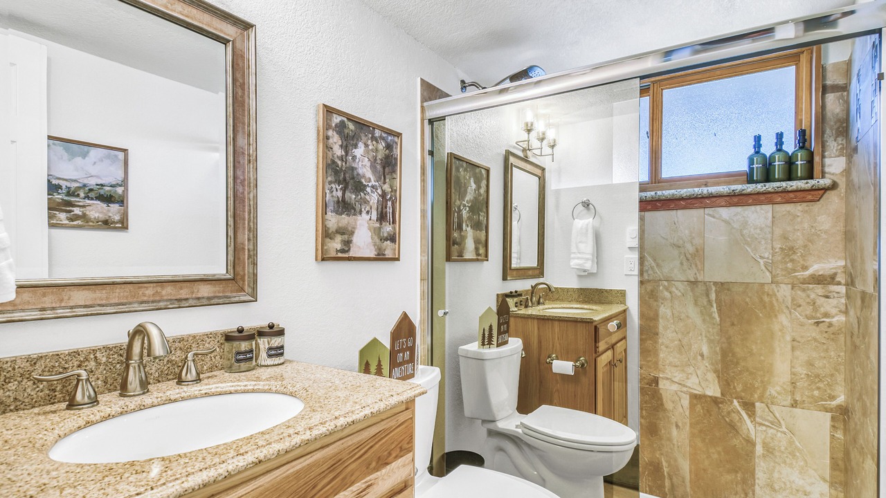 Photo of Bathroom in Genesee