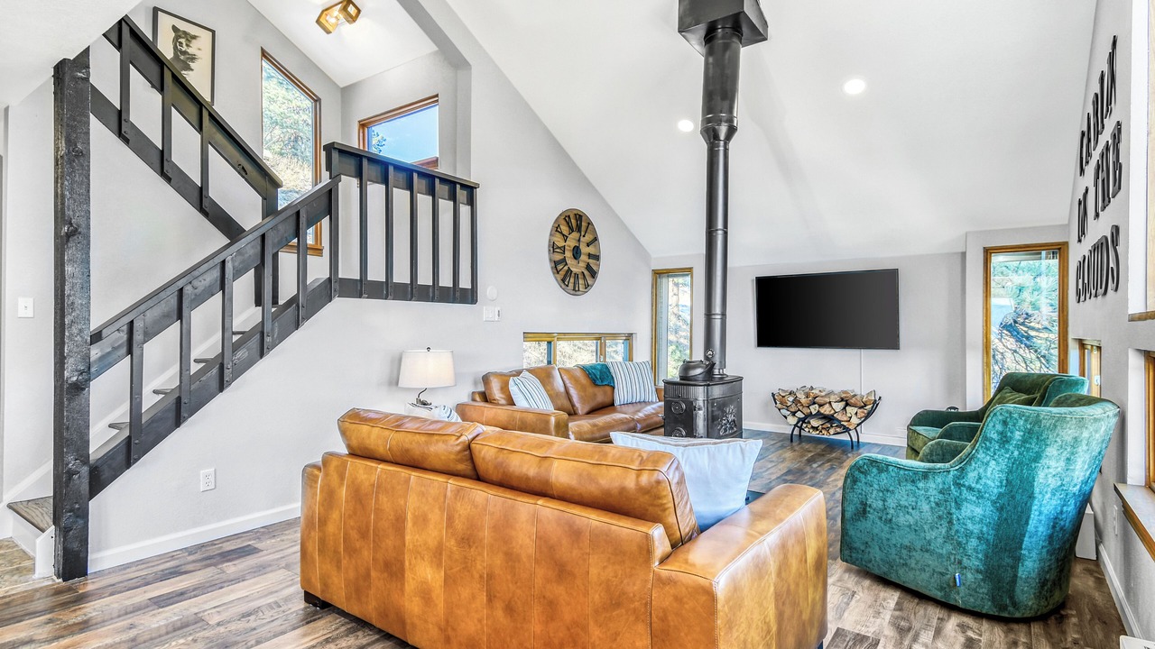 Photo of Livingroom in Genesee