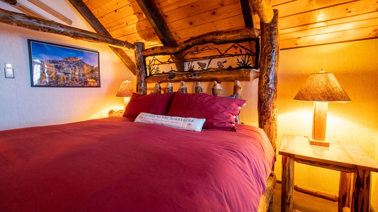 Photo of Bedroom in Leavenworth