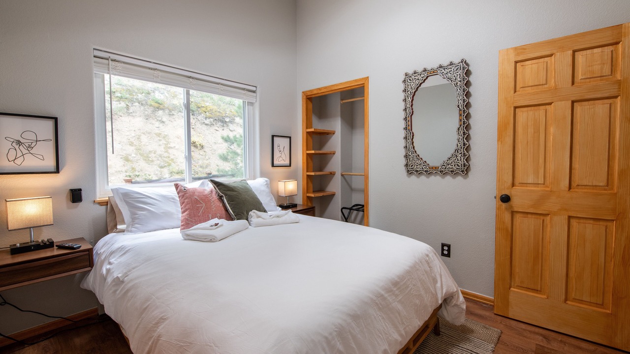 Photo of Bedroom in Conifer Mountain and Meadows