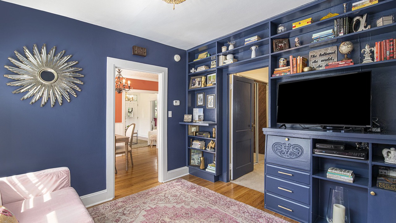 Photo of Livingroom in Sloan Lake