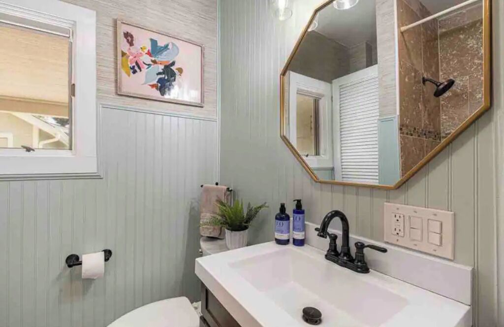 Photo of Bathroom in Sloan Lake