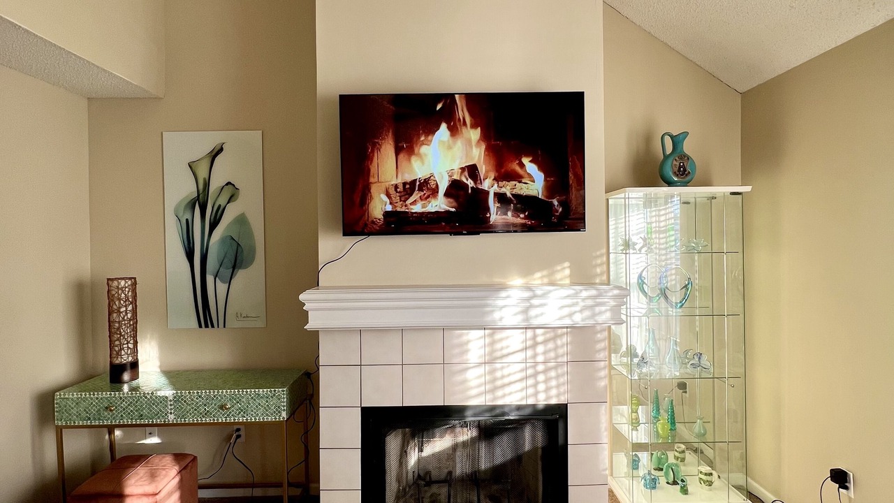 Photo of Livingroom in Lawrence