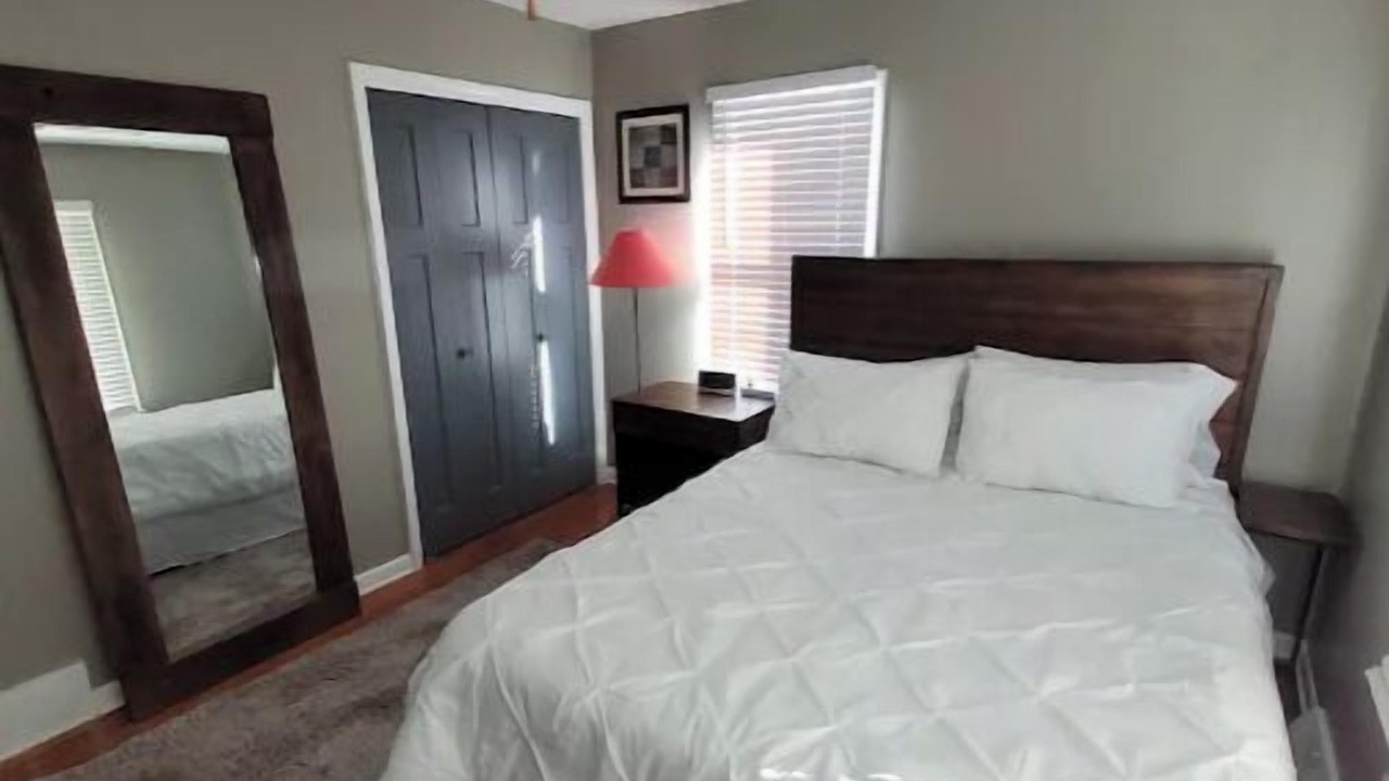Photo of Bedroom in Greater South Side
