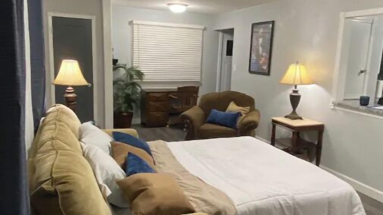 Photo of Bedroom in Greater South Side