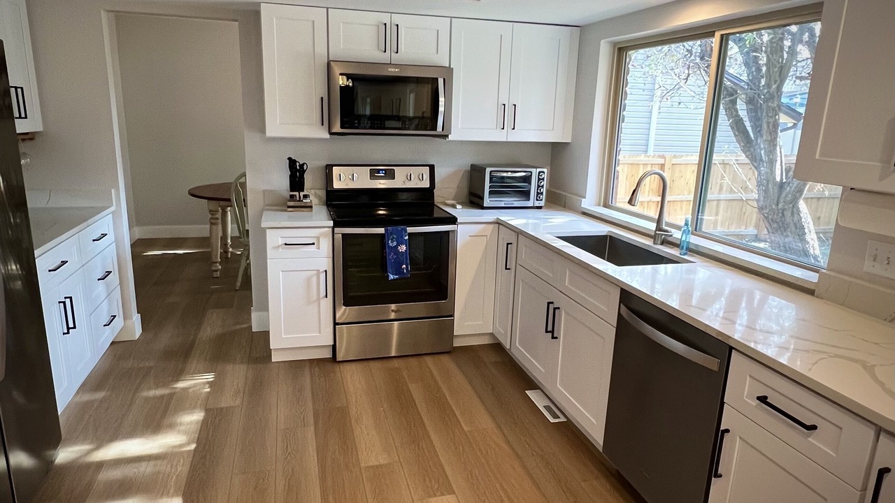 Photo of Kitchen in Sixth Ave West