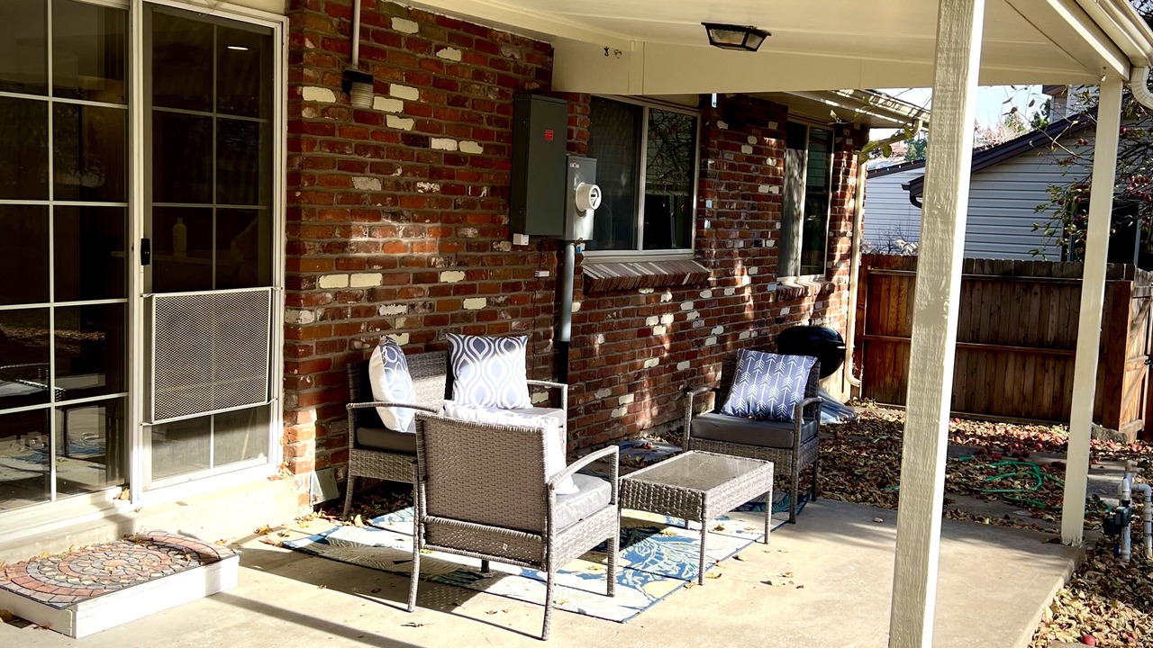 Photo of Patio Balcony in Sixth Ave West