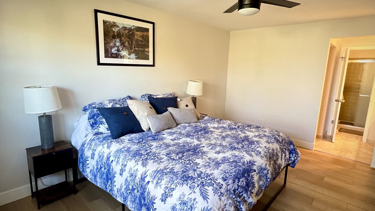 Photo of Bedroom in Sixth Ave West