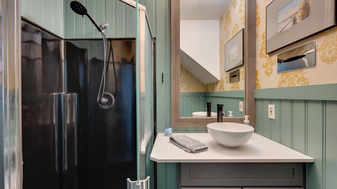 Photo of Bathroom in Silvercreek