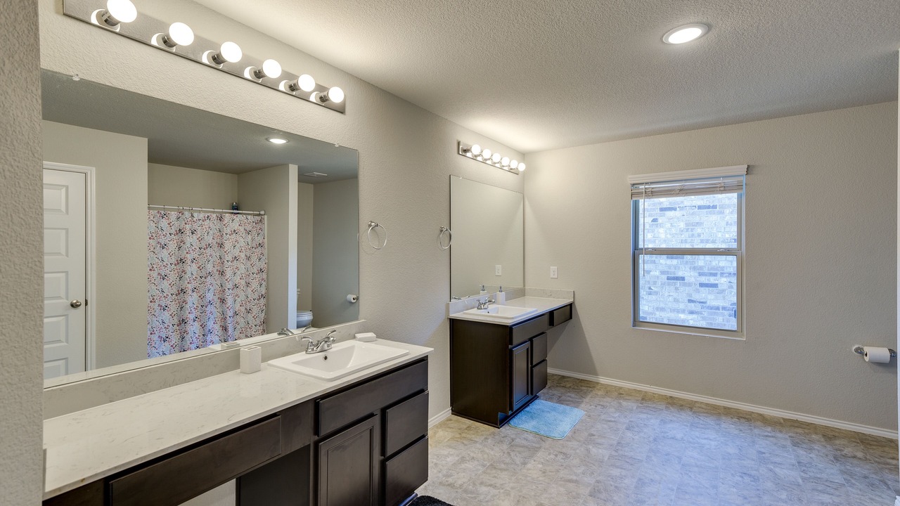 Photo of Bathroom in Fort Worth