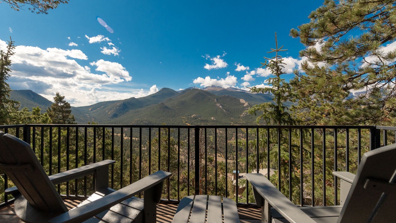 Photo of Outdoor in Windcliff Estates