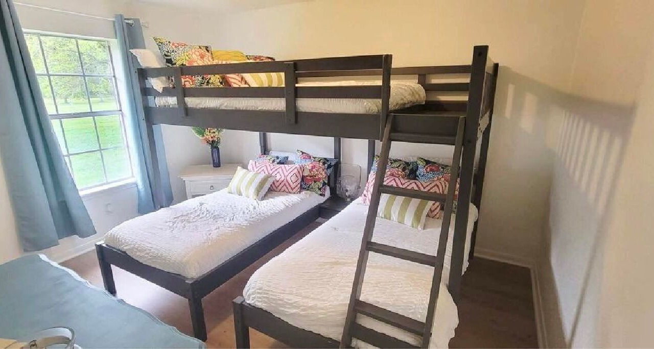 Photo of Bedroom in Cedar Lane