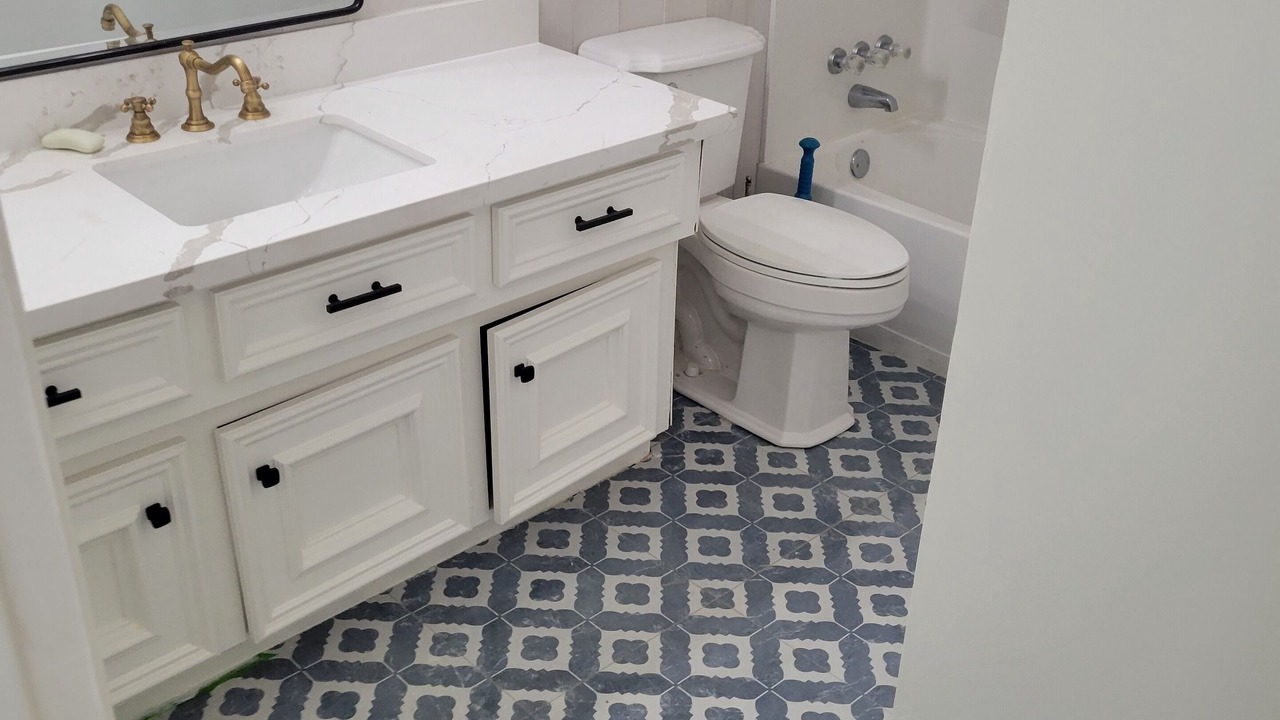 Photo of Bathroom in Cedar Lane