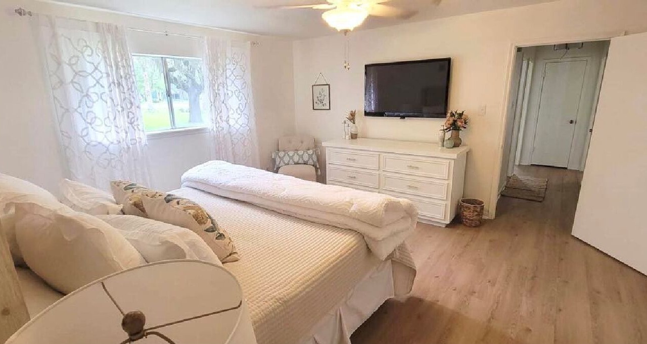 Photo of Bedroom in Cedar Lane