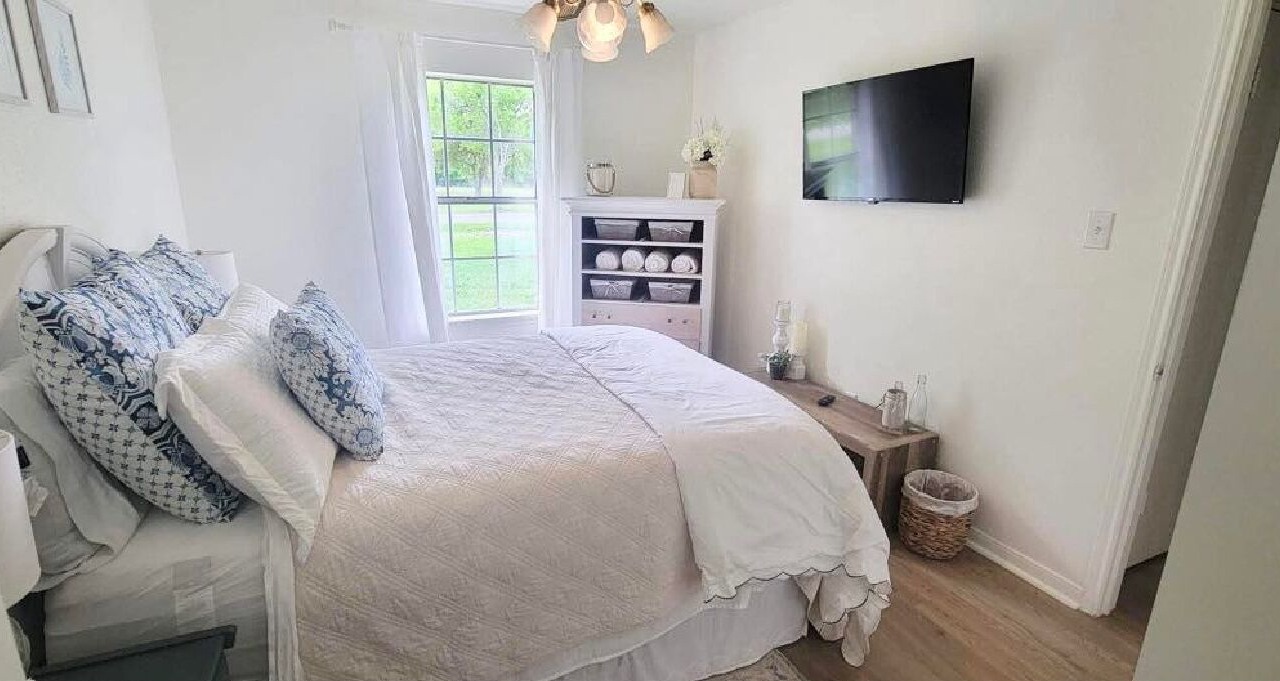 Photo of Bedroom in Cedar Lane